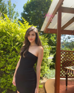 How Much Does Alexandra Botez Make From Chess Annually? See Her Net Worth