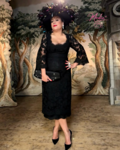 Jennifer Tilly Looks Younger in These 7 Hot Dresses!