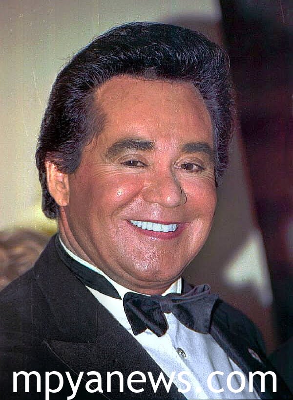 FOR Wayne Newton