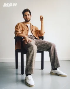 FOR Skylar Astin