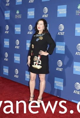 Jennifer Tilly at the red carpet