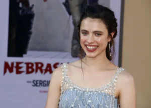 Margaret Qualley looks good