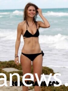jessica-chastain-bikini