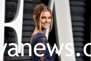 Nina Agdal 