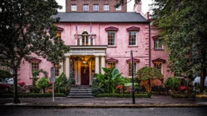 Savannah Ga: The Olde Pink House