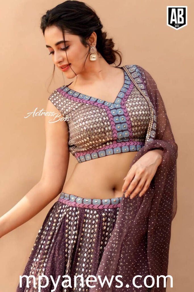 Priyanka Mohan looks nice