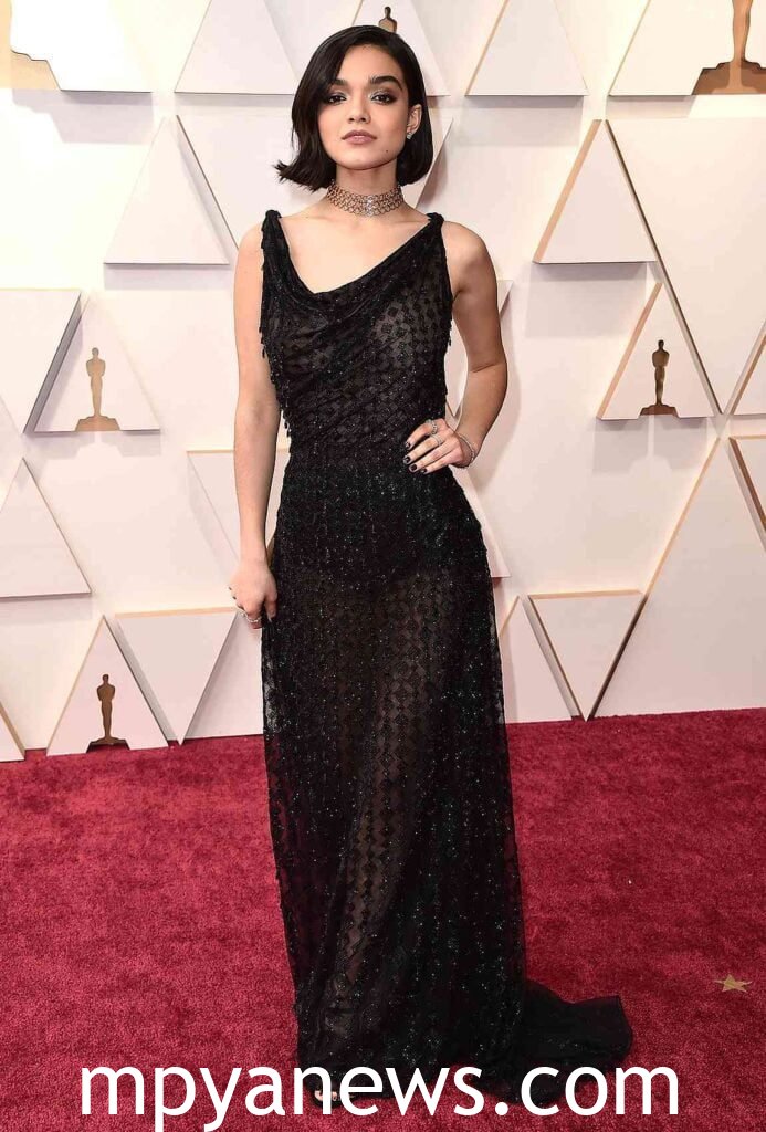 Rachel Zegler at the 2022 Oscars