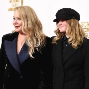christina-applegate-daughter-sadie-