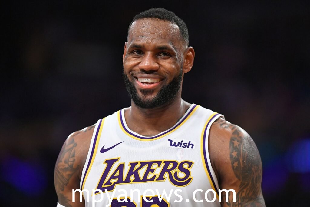 LeBron James looks nice
