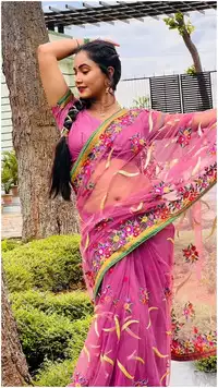Trisha Kar Madhu looks nice