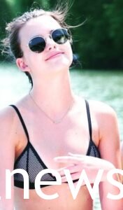 sara-bikini.