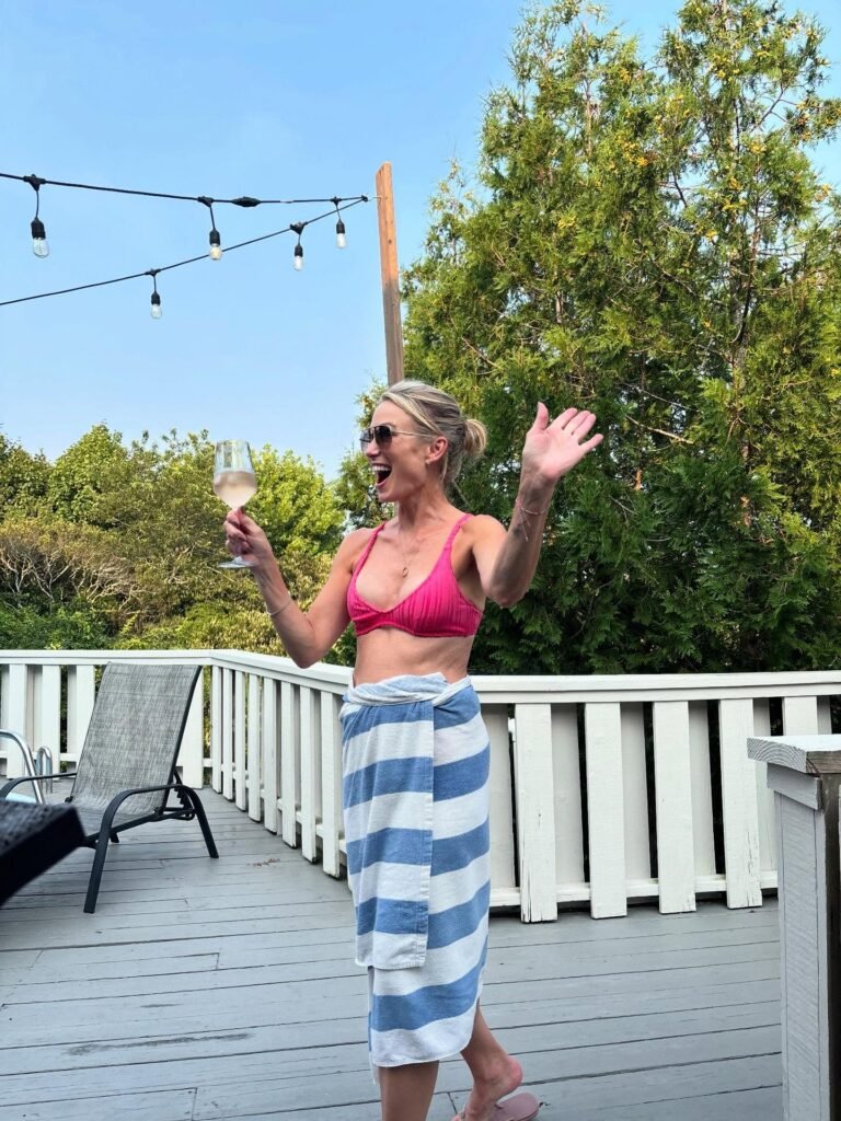 Amy Robach Bikini sexy