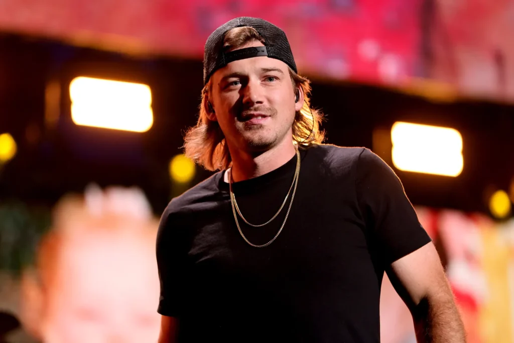 Morgan Wallen looks nice