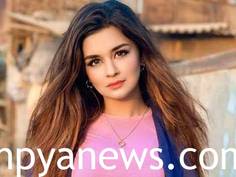 Avneet Kaur looks nice