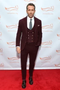 Ryan Reynolds fashion: In a tailored suit