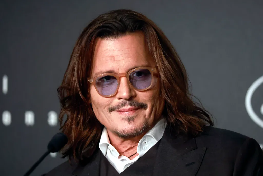 Johnny Depp looks nice
