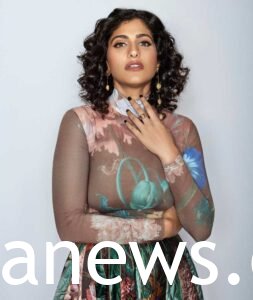 Kubbra Sait fashion