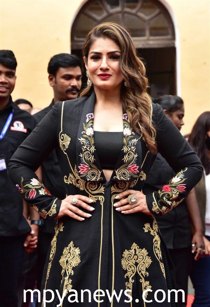Raveena Tandon looks good