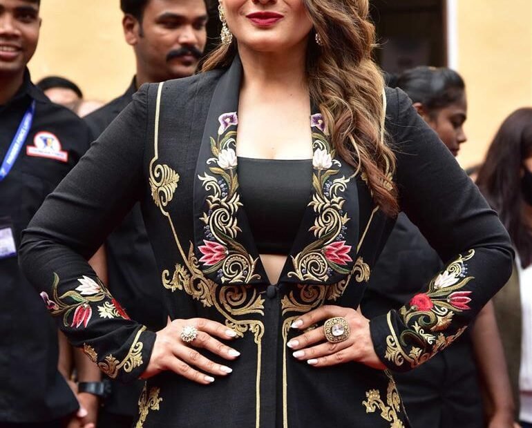 Raveena Tandon looks good