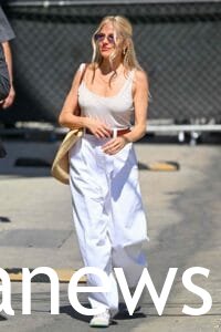 casual Sienna Miller