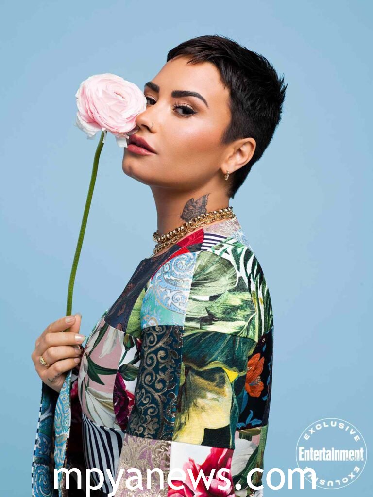 Demi Lovato Fashion
