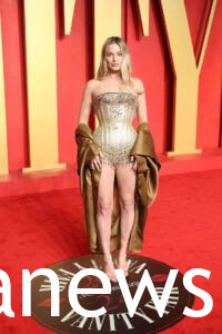 Margot Robbie Dress hot in gold