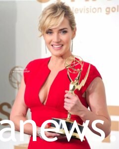 Kate Winslet red sexy dress