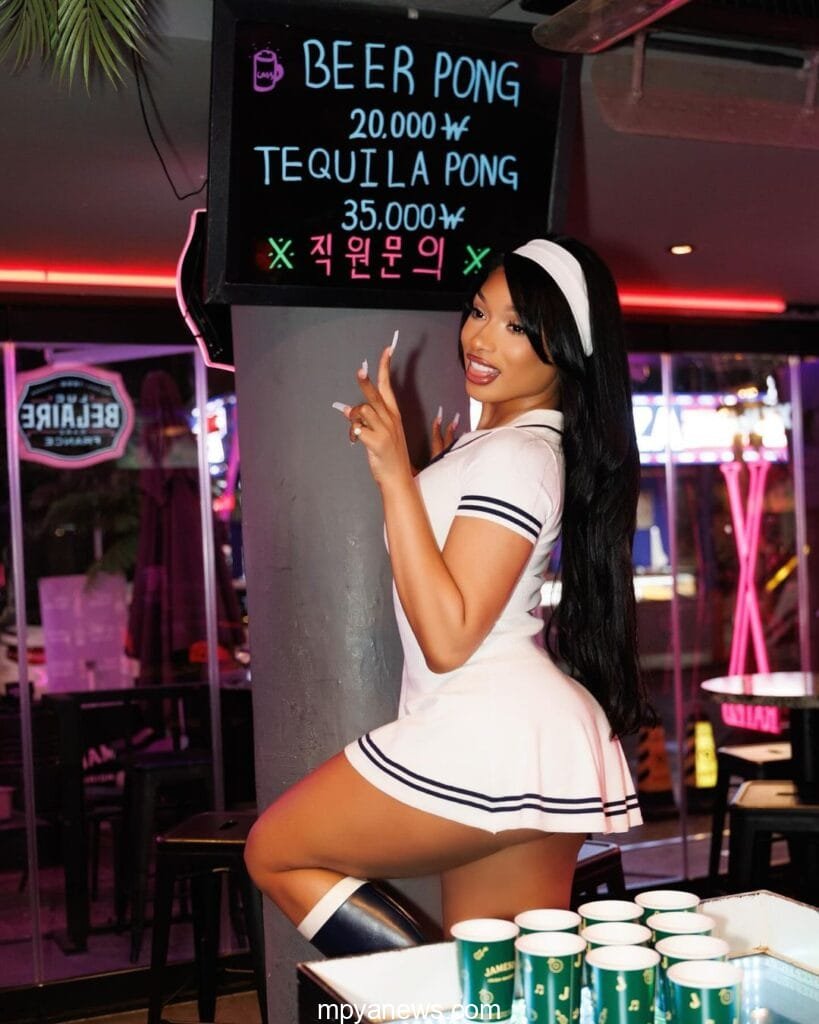 Megan The Stallion: ON A WHITE DRESS