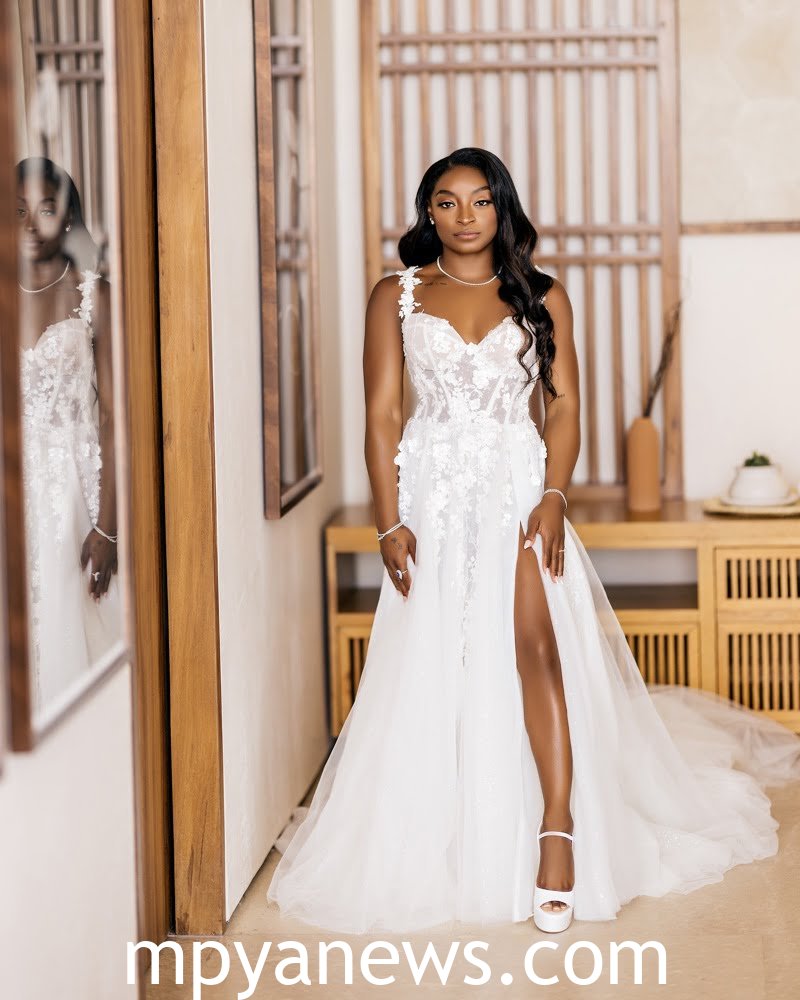 Simone Biles dress: A white dress