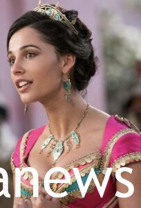 hot Naomi Scott hair