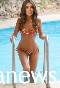 poolside sexy Margot Robbie Bikini