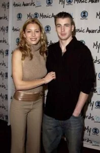 Chris Evans and Jessica Biel 