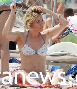 stylish Sienna Miller Bikini