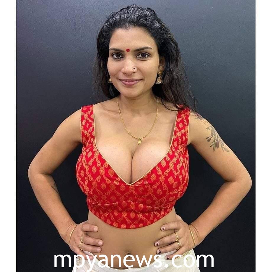 Reshmi Nair bio and hot fashion