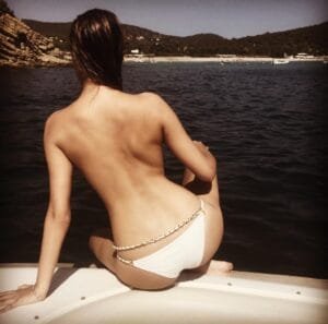 Amber Le Bon bikini: in a sexy hot bikini