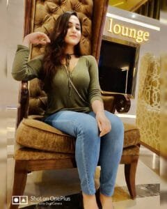 Aliya Naaz Outfit:looking good