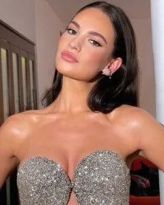 Lily James Bikini! 7 Looks That Wowed Fans Across The Globe 5 Lily James Bikini! 7 Looks That Wowed Fans Across The Globe Lily James Bikini: cute and sexy
