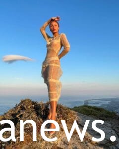 hot Adwoa Aboah Fashion