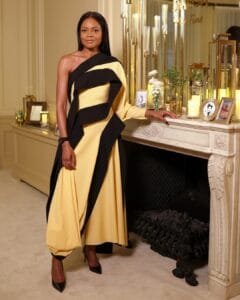 Naomie Harris Fashion:classic look