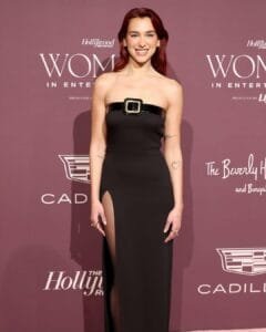 Dua Lipa Fashion:in high slit dress