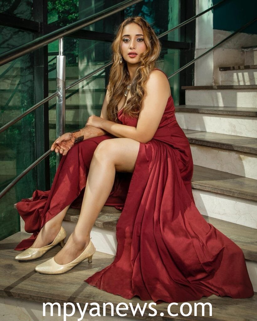 Rani Chatterjee Fashion Dresses/sexy high slit dress