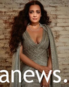 Stylish Dia Mirza reveals her cleavage