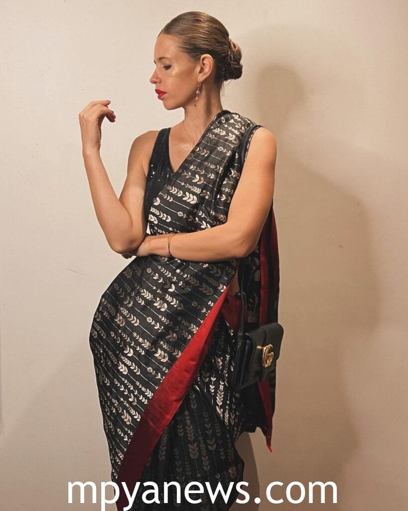 Kalki Koechlin Fashion sexy
