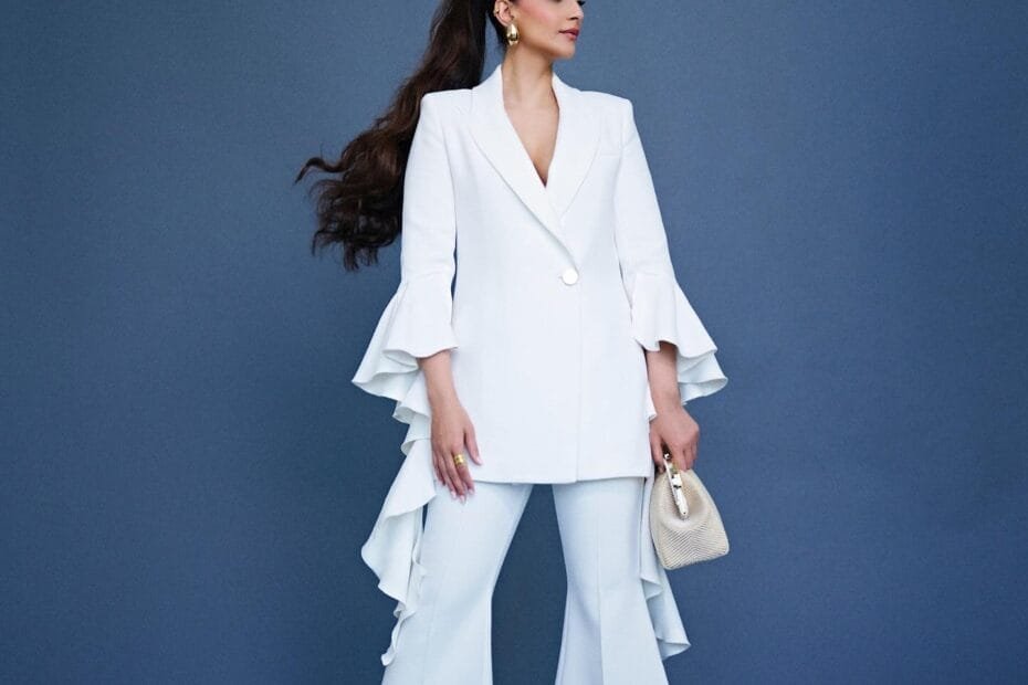hot Sonam Kapoor Casual
