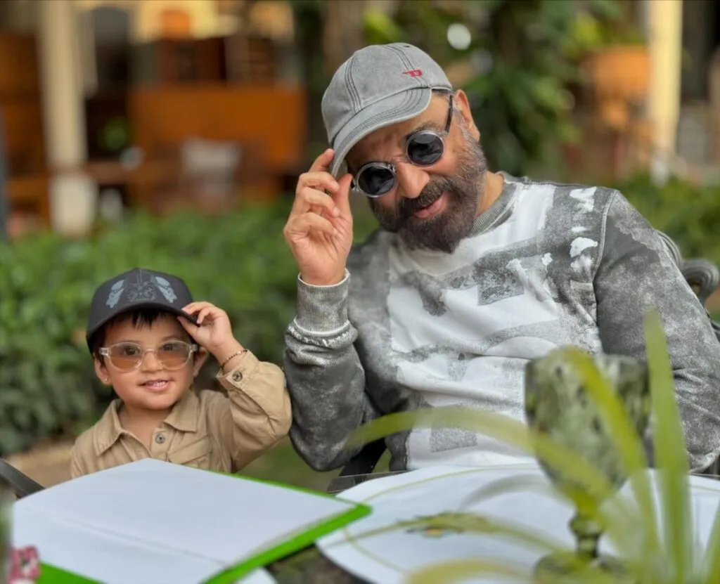 Meet kamal Haasan: See 7 Interesting Facts about his Relationship Timeline 41 Meet kamal Haasan: See 7 Interesting Facts about his Relationship Timeline kamal Haasan relationship timeline