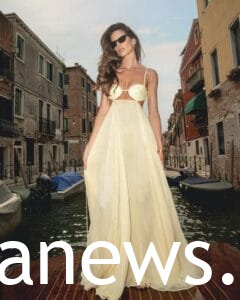 Izabel Goulart Bikini: dress