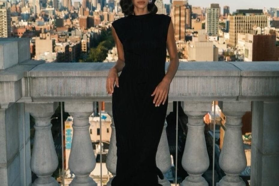 Bruna Marquezine: view