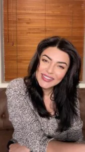 Who is Sushmita Sen? See her Bio, Age, Hubby and More 6 Who is Sushmita Sen? See her Bio, Age, Hubby and More Sushmita Sen hair and face