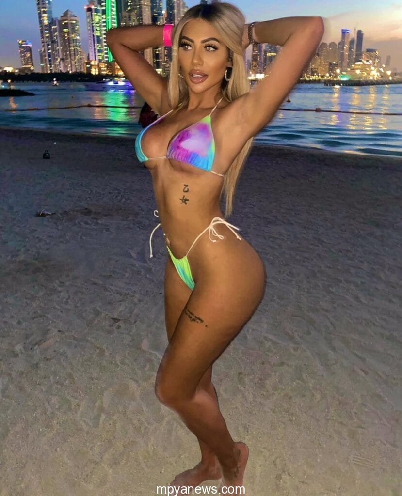 Chloe Ferry: ON A HOT BIKINI
