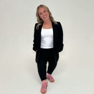 Ellie Simmonds Facts: in a black outfit